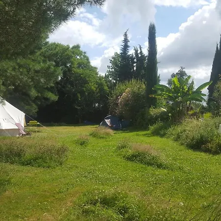Campsite Emplacement Pour Tente Saint-Laurent-du-Plan