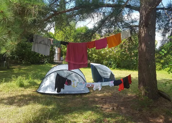 Camping Emplacement Pour Tente Saint-Laurent-du-Plan